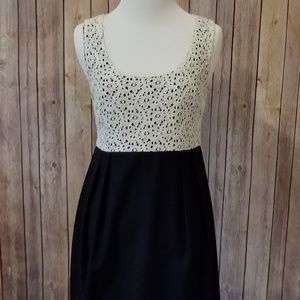 Black and white short sundress